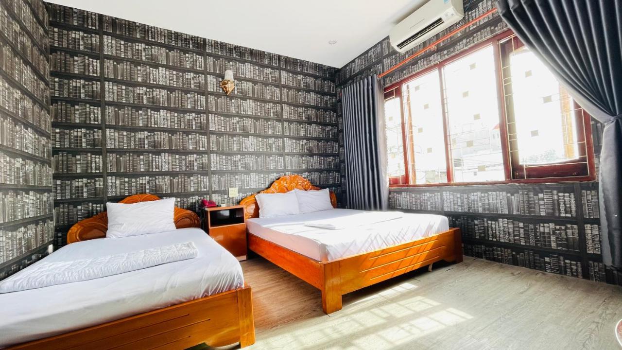 Khach San Hoang Son Hotel Quy Nhon Buitenkant foto