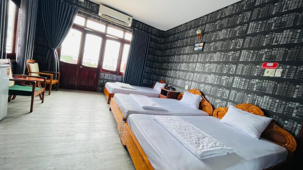 Khach San Hoang Son Hotel Quy Nhon Buitenkant foto